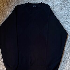 IZOD Men's Classic Black Crewneck Sweater